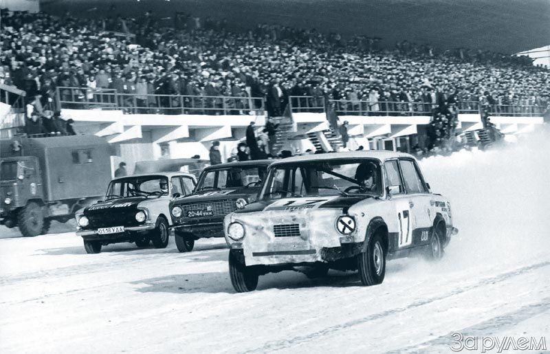 Illustration for article titled Yes, There Was Plenty Of Paint-Tradin' Race Action Behind The Iron Curtain